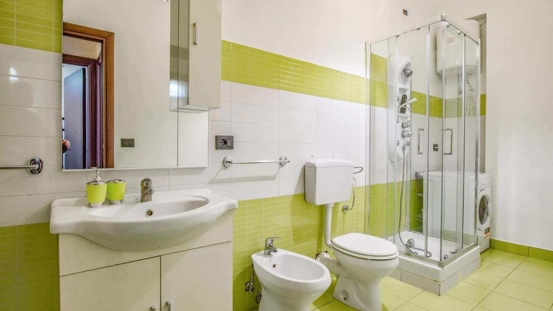 Gorgeous Apartment In Trappitello 0*,